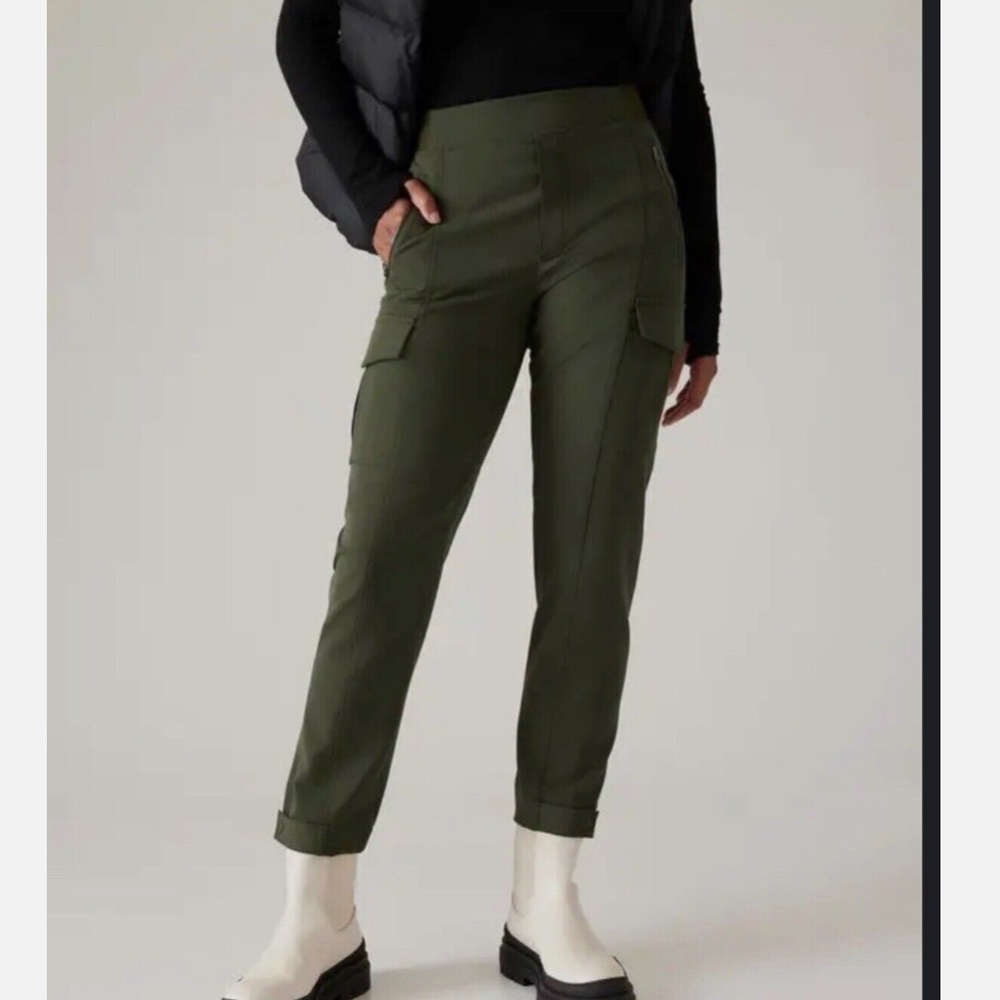 Athleta Endless Cargo High Rise Jogger - Size 2